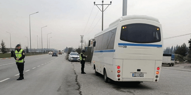 2 ayrı operasyonda çeşitli suçlardan aranan 50 şahıs gözaltına alındı!