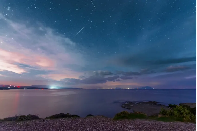 Tuz gölünde meteor yağmuruyla eşsiz görüntüler ortaya çıktı