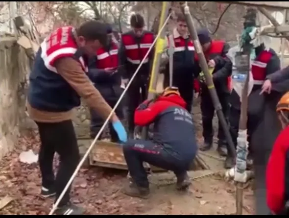 66 yaşındaki kadının feci ölümü! 7 metre derinlikte can verdi!