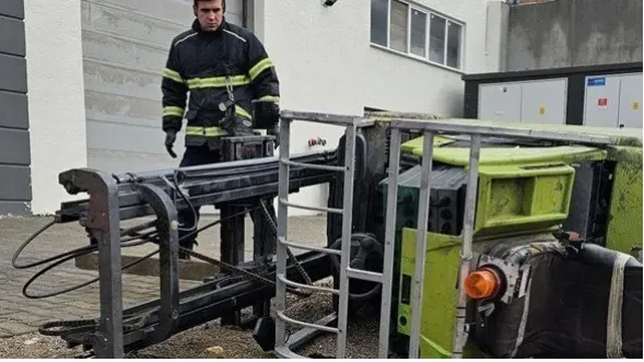 Forkliftin altında kalan işçi hayatını kaybetti