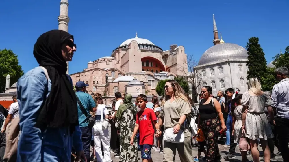 Türkiye’ye Tatilci Akını! İran Rusya ve Almanya Sıraya Girdi