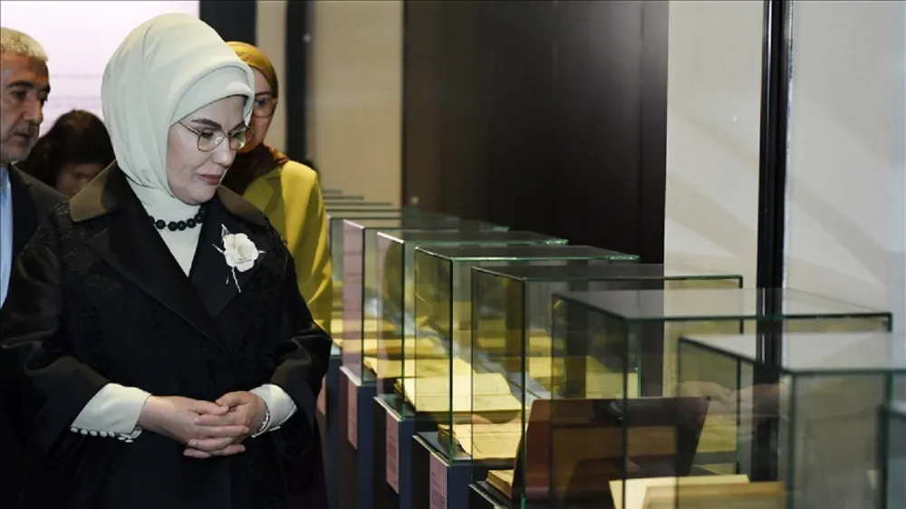 Emine Erdoğan 100 Yıl Boyunca Saklı Kalan Eserleri Gün Yüzüne Çıkardı!
