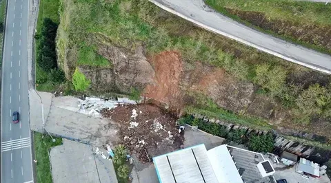 Samsun’da Feci Heyelan! Baba ve İki Kızı Hayatını Kaybetti!