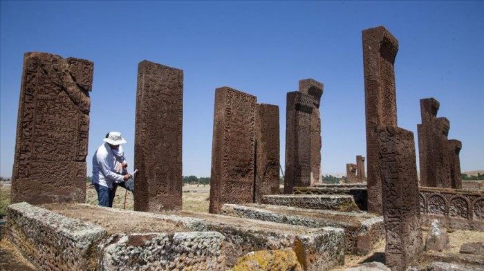 Selçuklu Meydan Mezarligi