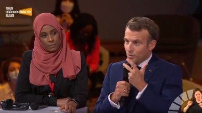 Emmanuel Macron oy toplamak için canli yayina basörtülüleri çikardi