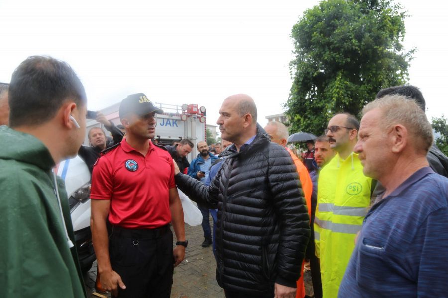 Bakan Soylu: “Can kaybimiz yok; 1-2 tane yaralimiz var”