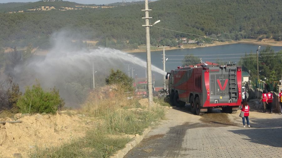 Usak’ta çikan orman yangini kontrol altina alindi