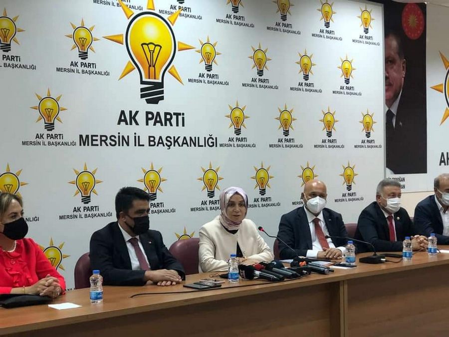 Ak Parti Genel Baskan Yardimcisi  Leyla Sahin Usta Mersin