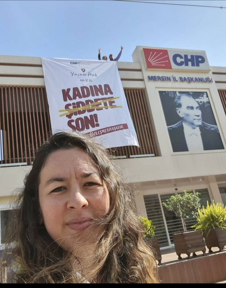 CHP Mersin Kadin Kollari Baskani ayni anda bakin kaç is yapiyor