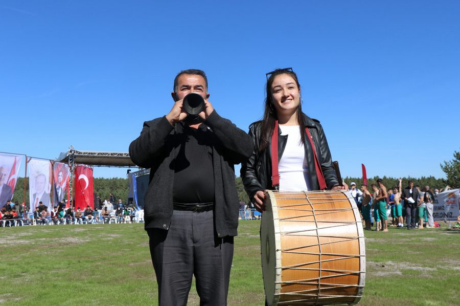 Zurnaci Babanin Davulcu Kizi