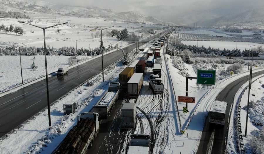 54 yil sonra bu kadar kar yagdi, ortaya bu görüntüler çikti.