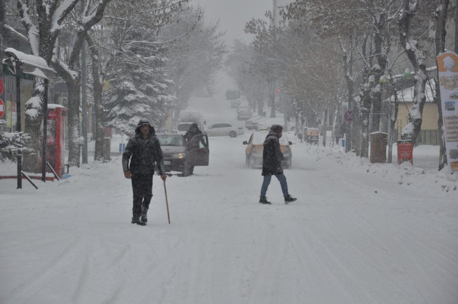 AFAD ülke genelindeki olumsuz hava kosullari ile ilgili son durumu açikladi