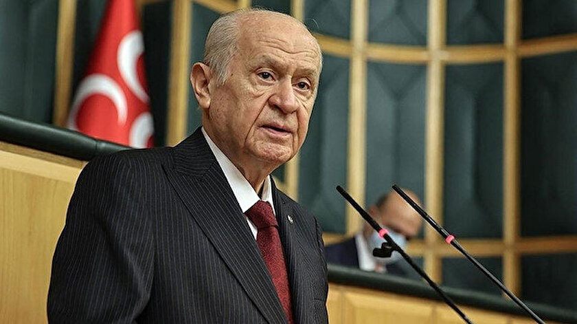 Bahçeli, partisinin grup toplantisinda açiklamalarda bulunuyor.