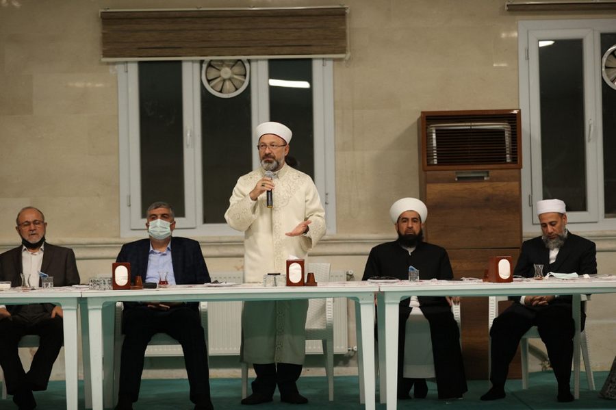 Diyanet Isleri Baskani Erbas, Sanliurfa’da Kanaat Önderleri Ile Bir Araya Geldi